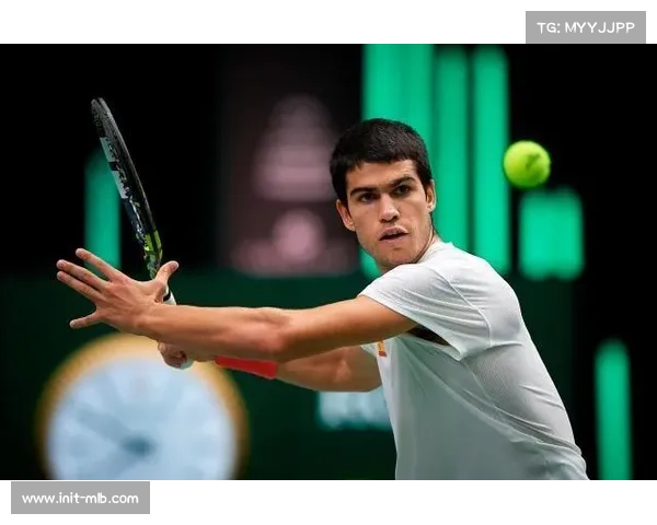 阿尔卡拉斯红土草地俱佳,但室内硬地表现成年终第一关键 阿尔卡拉斯红土草地俱佳,但室内硬地表现成年终第一关键