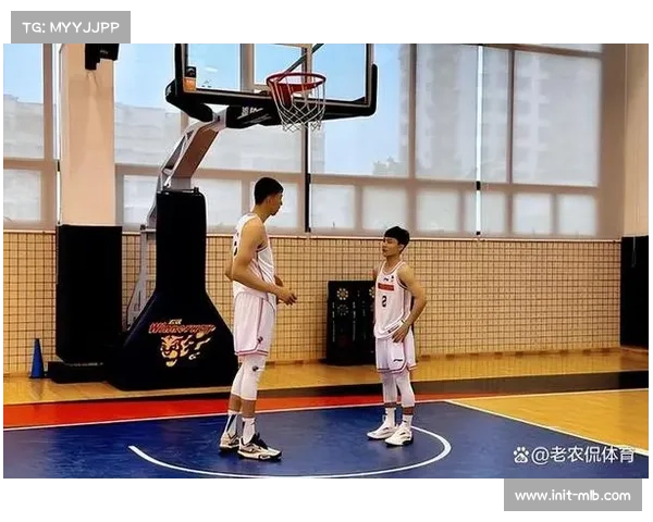 辽宁客场挑战深圳，内线年龄隐患成卫冕之路变数