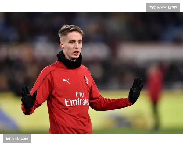 都灵体育报推出战术专栏“第三空间”，首期探讨意大利足球哲学中的肋部进攻传统